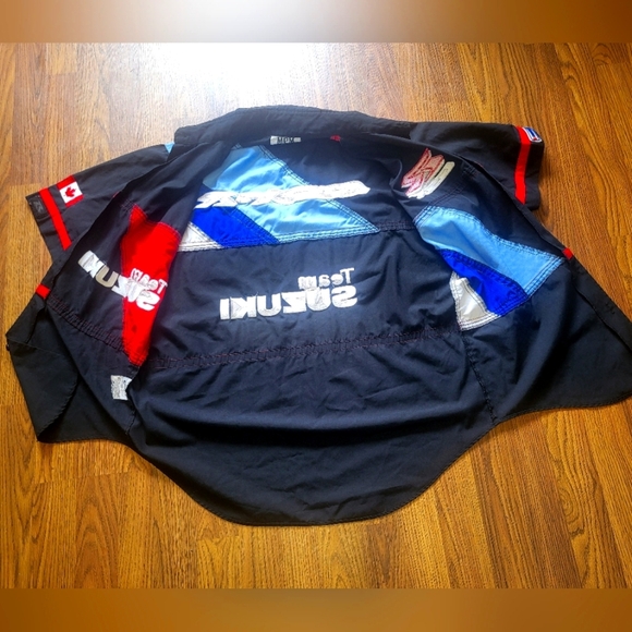 Authentic Team Suzuki GSX-R racing pit crew shirt by MPM Array Canada Made B25 - Picture 10 of 12